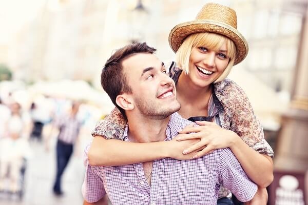 Stock-Picture-Couple-Happy-Piggyback